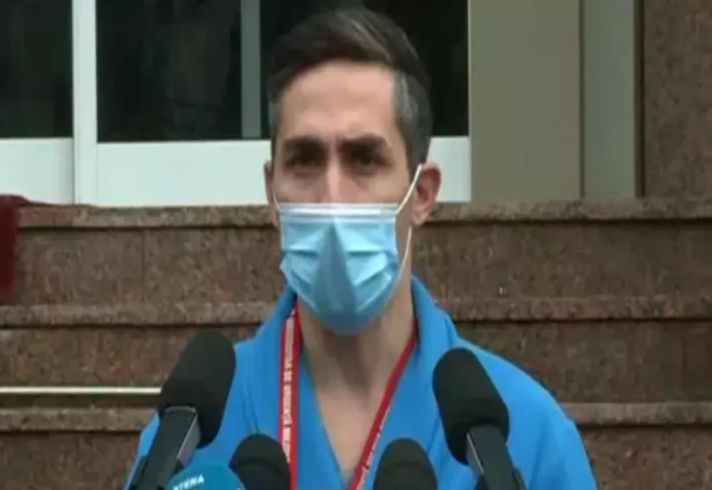 Coordonatorul campaniei de vaccinare, Dr. Valeriu Gheorghiță, s-a vaccinat împotriva COVID-19