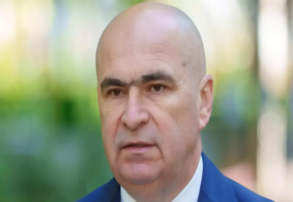 Bolojan: Demnitarii nu au niciun motiv să nu completeze declarația de avere și să asigure transparența acesteia