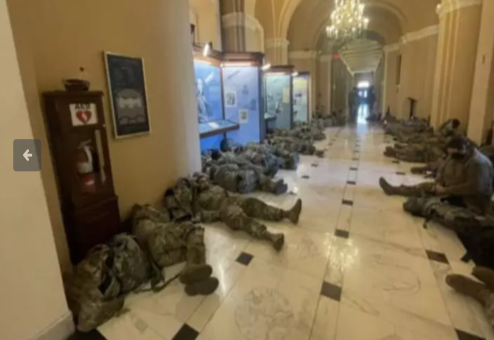 Imagini ISTORICE din Capitoliu în ziua în care Trump a fost acuzat de „incitare la insurecție”