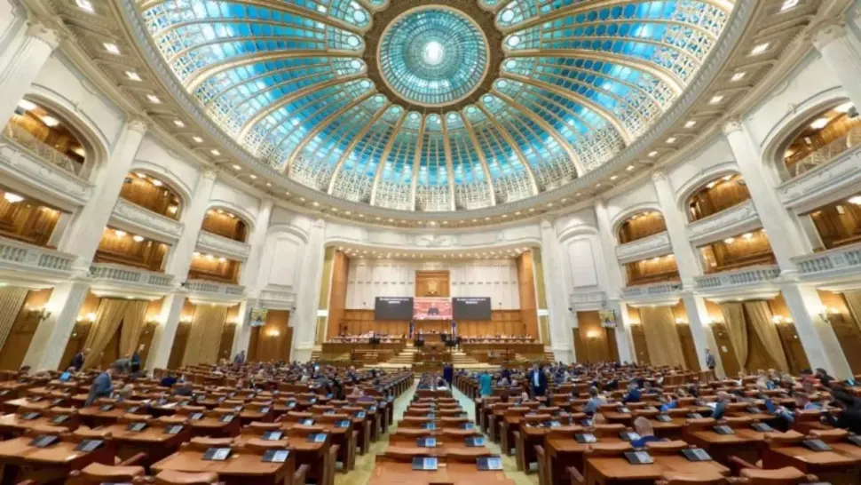 Senatul modifică legea ANI: sumele cash, eliminate din declaraţiile de avere. Amendament cu impact posibil asupra lui Dominic Fritz