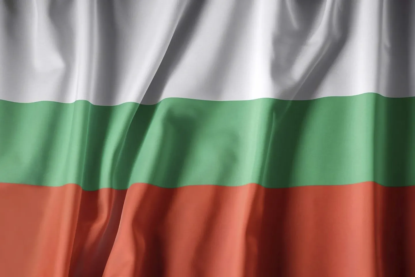 Bulgaria a depășit România la puterea de cumpărare. Cum a distrus Bolojan economia?