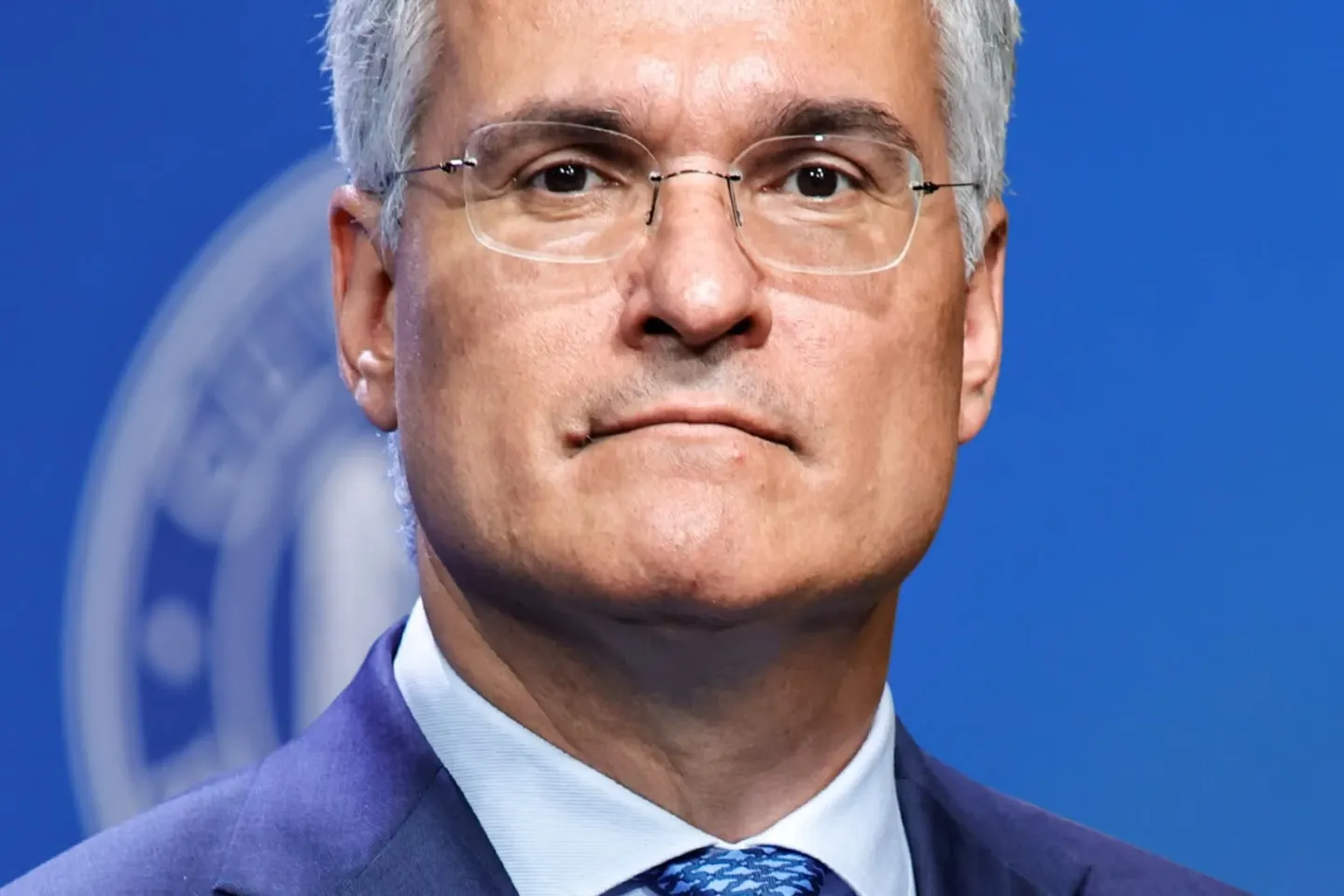 Scandalul azilelor ilegale. Dragoș Pîslaru a cerut Inspecției Muncii clarificări despre controlul ITM Bihor la asociația lui Viorel Pașca