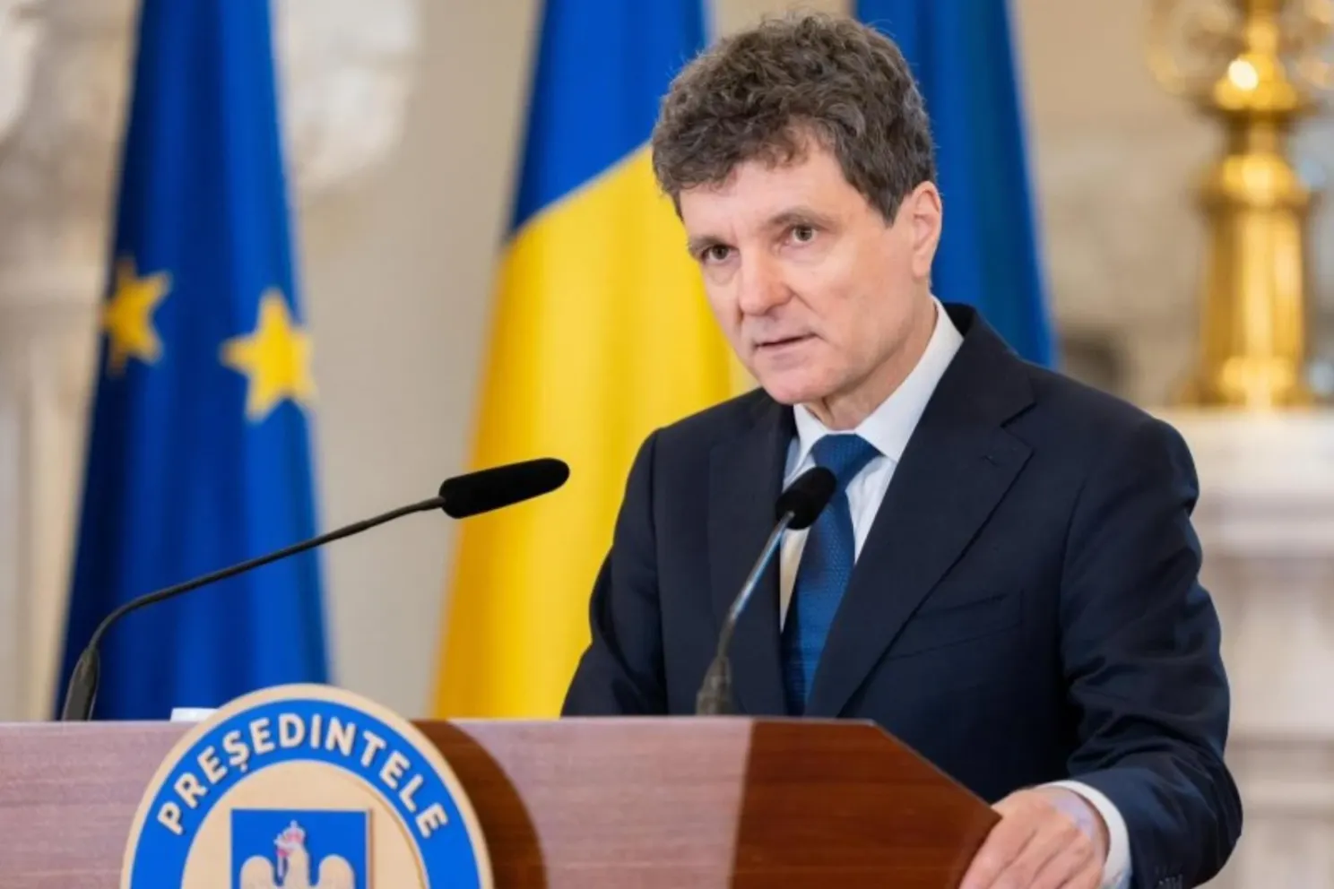 Nicușor Dan nu exclude varianta unui guvern suținut de AUR