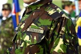 Anumiți militari pot urca mai repede în carieră, indiferent de vârstă. MApN schimbă regulile de avansare în grad