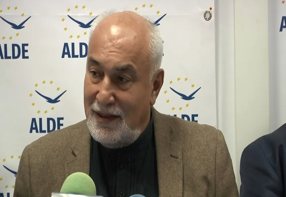 Vosganian, atac la Ciolacu: „Ca sa fie sigur ca PSD nu trebuie sa aplice legea...”