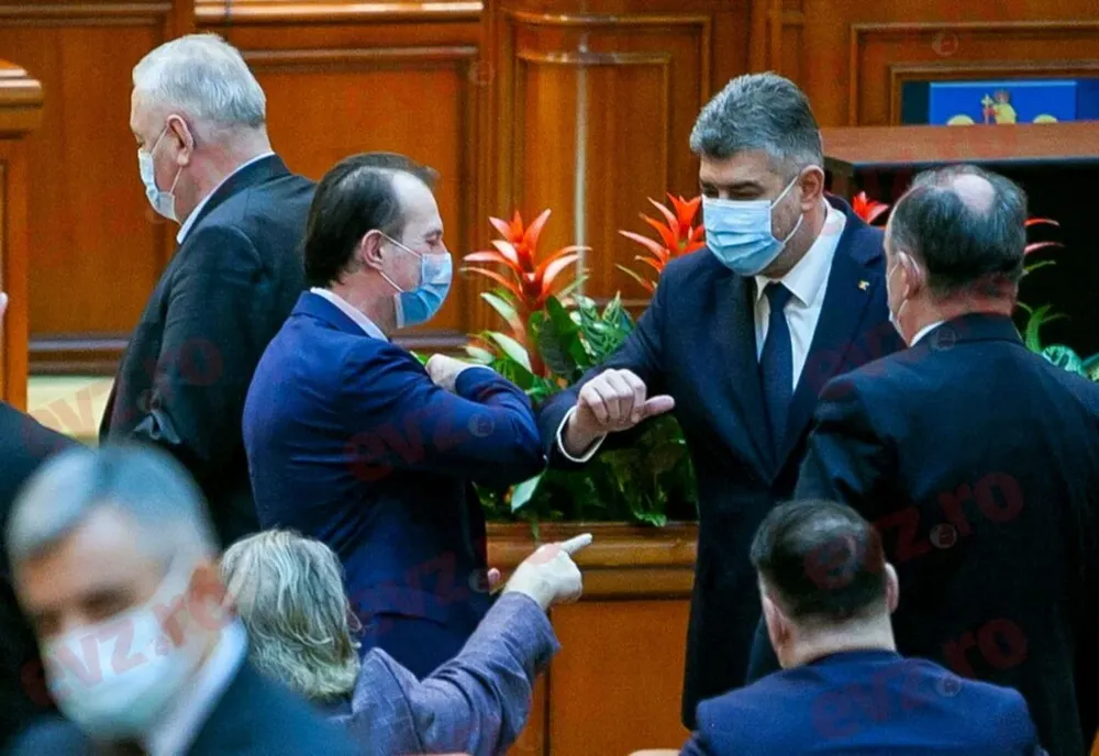 Liderii coaliției de guvernare, declarație comună: ”Este datoria noastră, a forțelor politice democratice responsabile românești să ne arătăm solidaritatea”