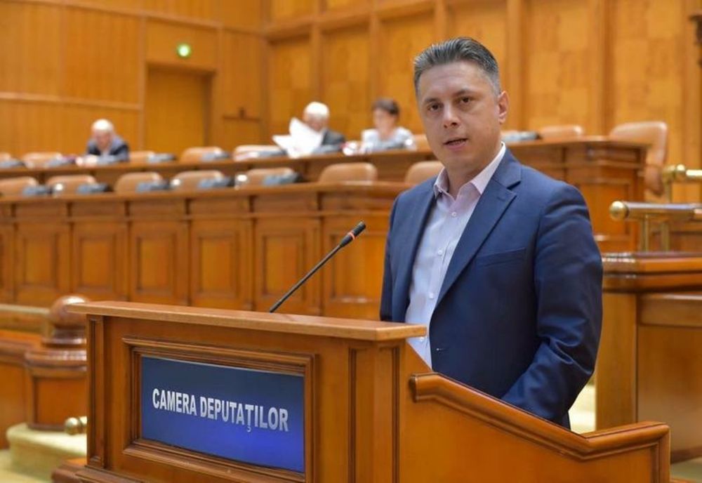 Preşedintele PNL Neamţ, Mugurel Cozmanciuc, trimis în judecată pentru trafic de influenţă