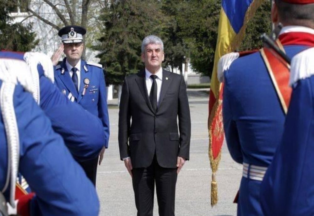 Flacăra veșnică pentru cinstirea memoriei eroilor militari români. Gabriel Oprea, scrisoare deschisă către directorul Transgaz