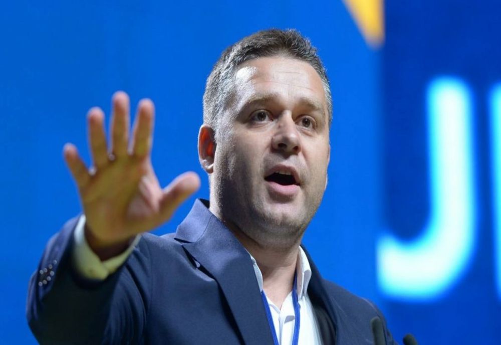 CIUCU: AM AGREAT CU TOȚII ÎN COALIȚIE CĂ NU VOR FI ATACURI ÎNTRE NOI ÎN CAMPANIA PE CAPITALĂ ȘI SĂ NU VENIM CĂ UNUL SE RETRAGE