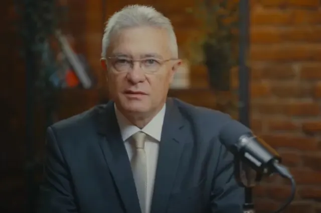 Diaconescu: România riscă o criză fără ieșire dacă partidele nu fac un compromis